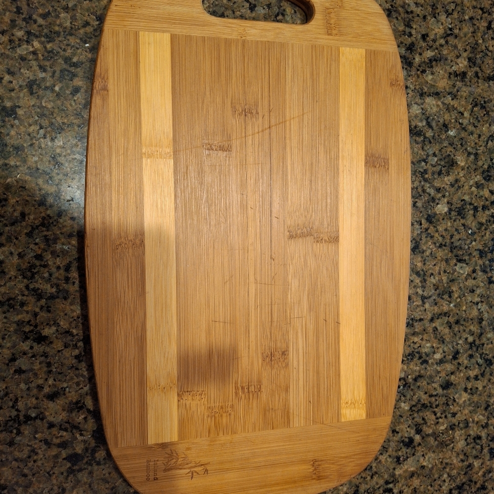 Bamboo cutting board